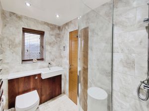 Photo 8- click for photo gallery